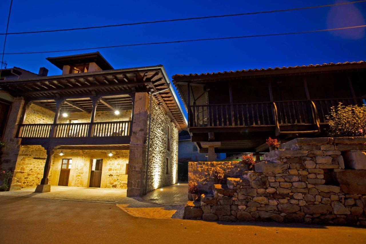 Los Campos Vivienda Vacacional Onís Esterno foto